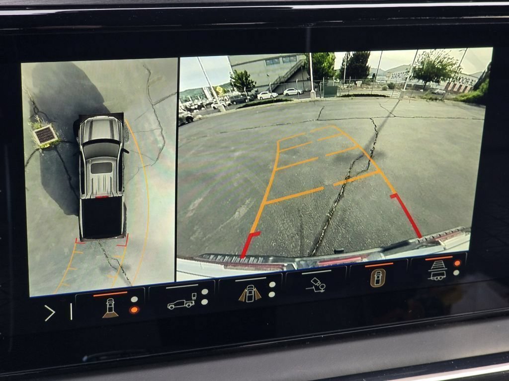 Used 2024 Summit White GMC AT4X image 6