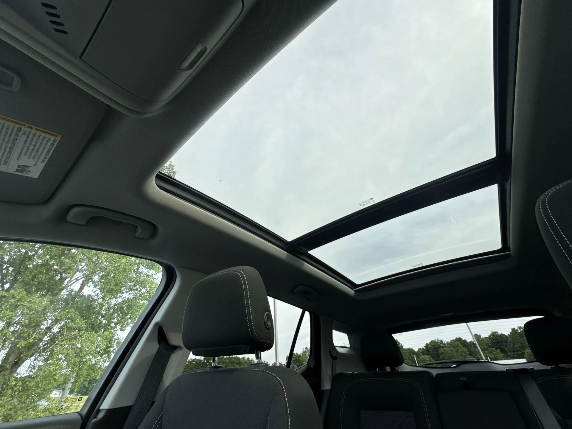 2023 GMC Terrain SLE - Photo 22