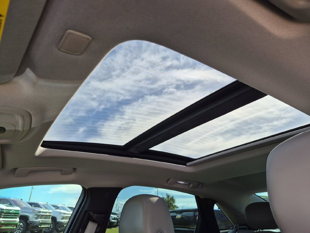 Used 2016 Gray Cadillac Luxury image 18