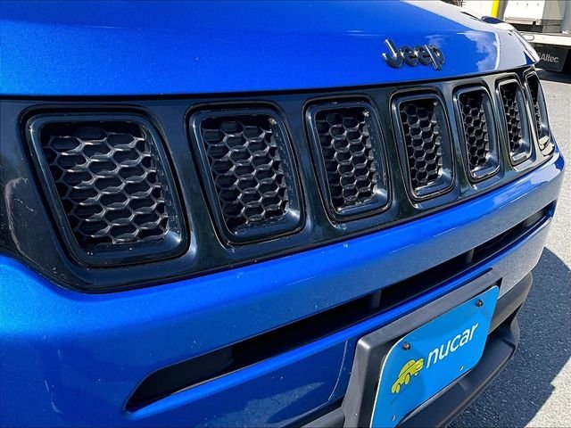 Used 2018 Blue Jeep Altitude image 29