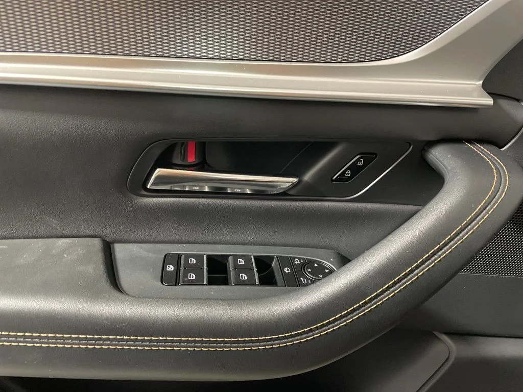 New 2026 Artisan Red Premium Mazda 3.3 Turbo Premium Plus AWD image 9
