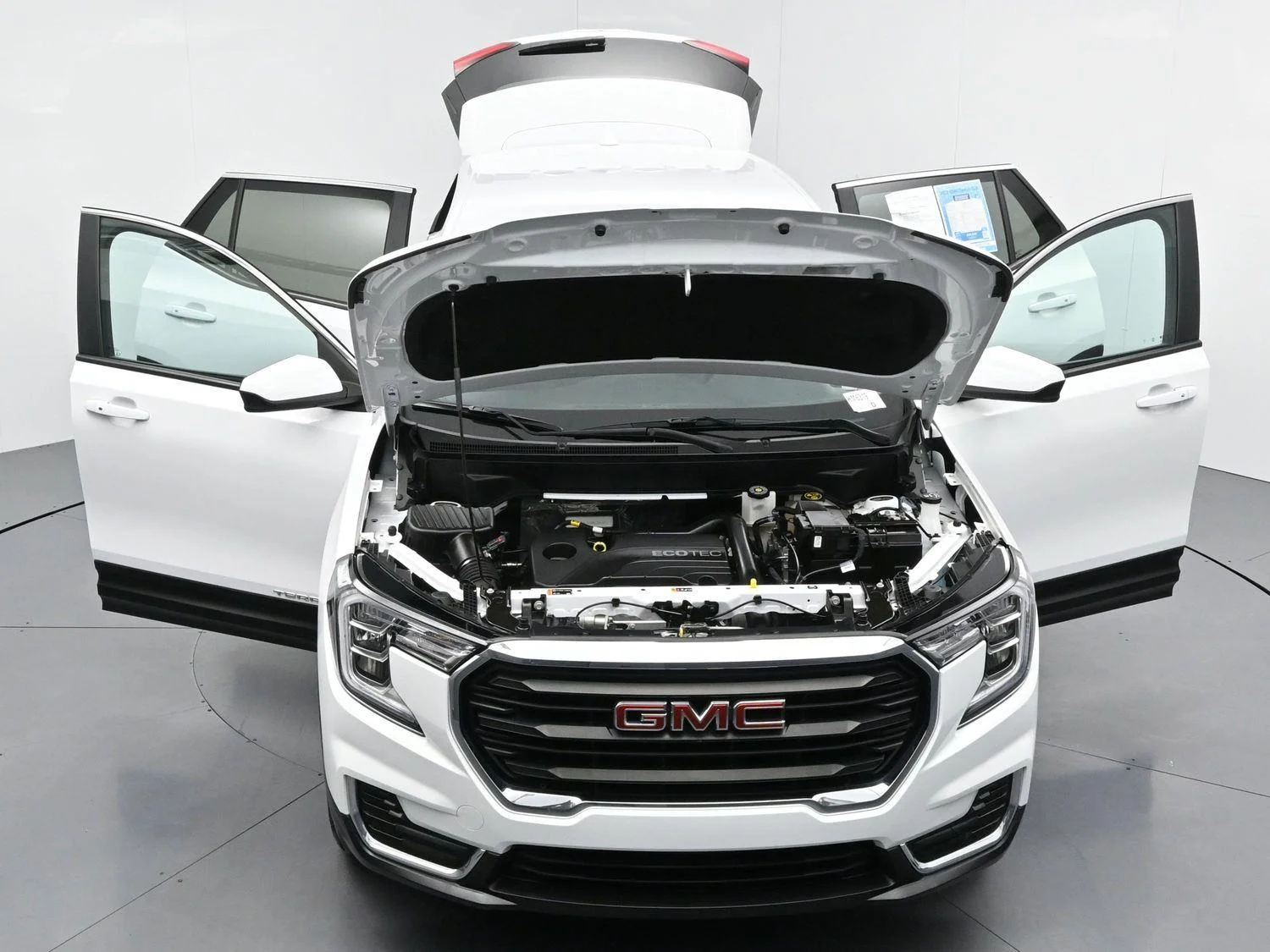 Used 2022 Summit White GMC SLE image 44