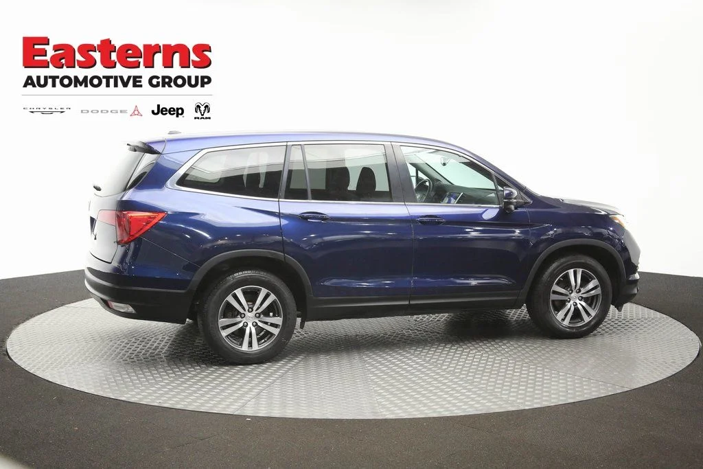 Used 2017 Blue Honda EX-L image 43