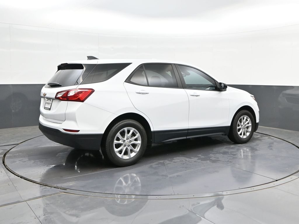 Used 2021 White Chevrolet LS image 15