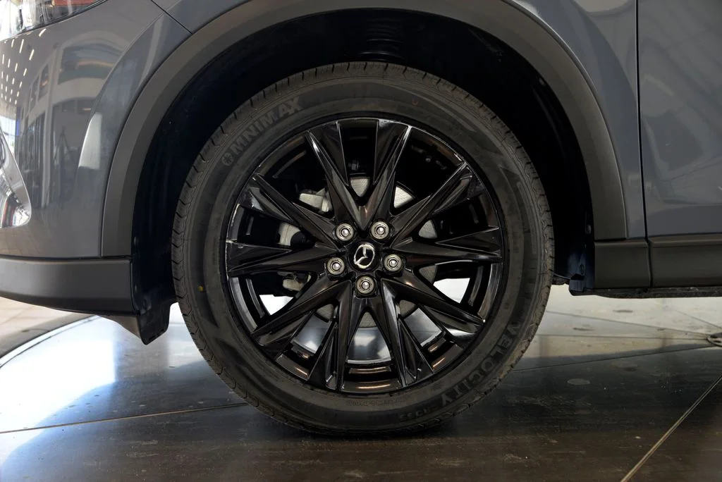 Used 2022 Gray Mazda 2.5 S Carbon Edition image 10