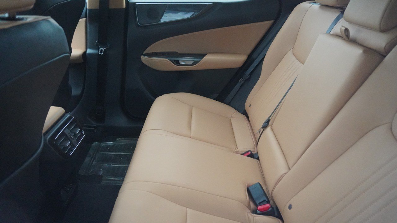 Certified Used 2025 Silver Lexus NX 250 Premium image 13