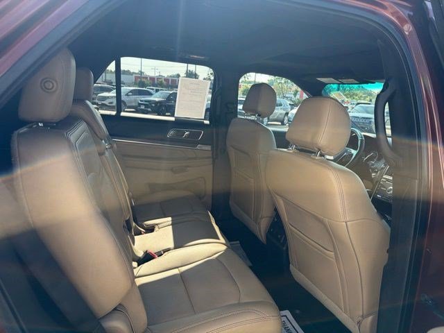 Used 2016 Bronze Ford Limited image 20