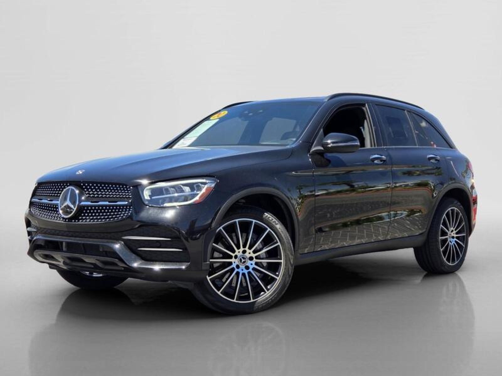 2020 Mercedes-Benz GLC GLC300's photo