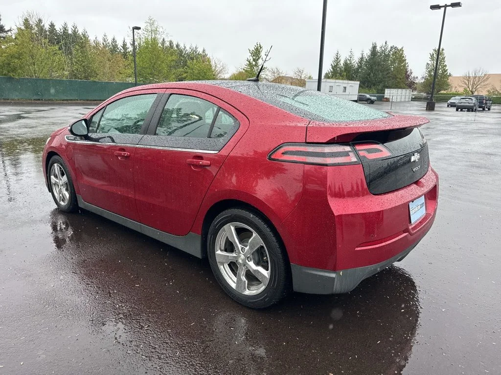 Used 2012 Crystal Red Tint Chevrolet Base image 5