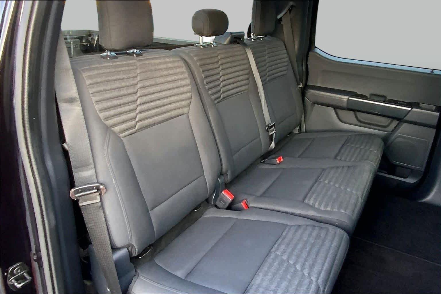 Used 2021 Agate Black Metallic Ford XL image 19