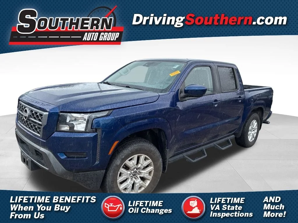 2022 Nissan Frontier SV Crew Cab 4X4 SWB's photo