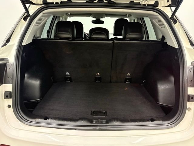 Used 2020 White Jeep Trailhawk image 8