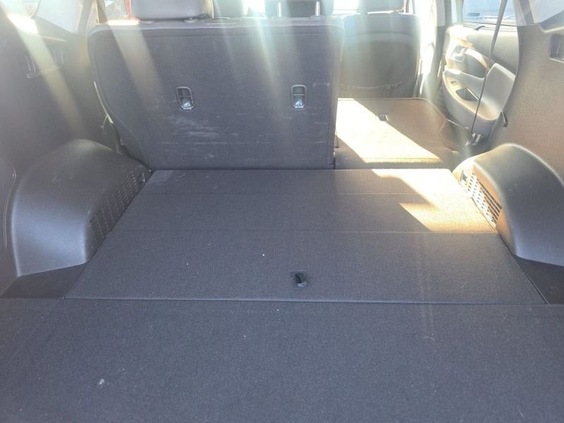 Used 2020 Quartz White Hyundai SEL image 10