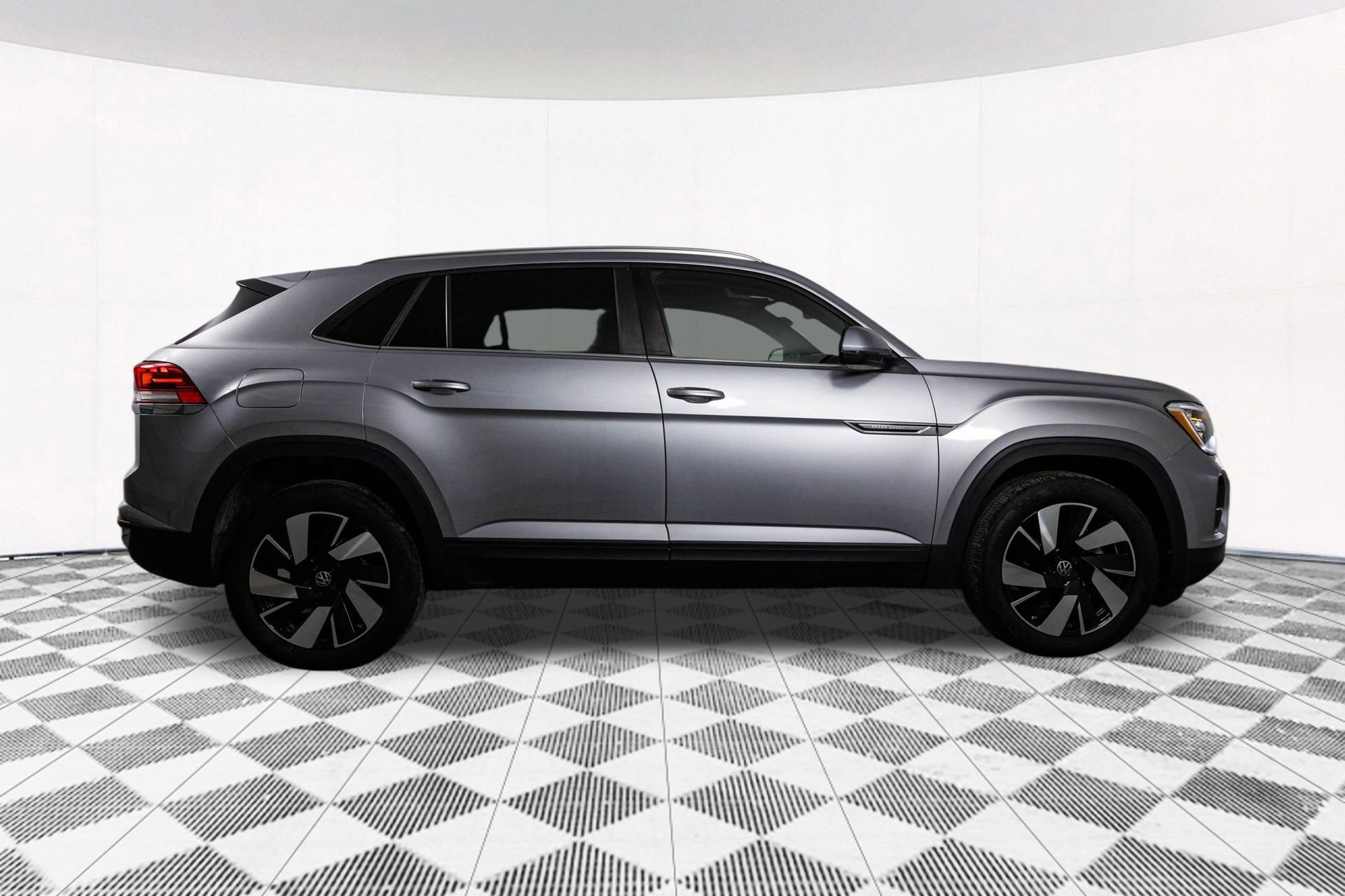 2025 VOLKSWAGEN ATLAS CROSS SPORT - Image 15