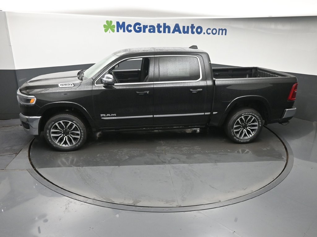 New 2027 Diamond Black Crystal Pearl-Coat Exterior Paint RAM Limited image 25