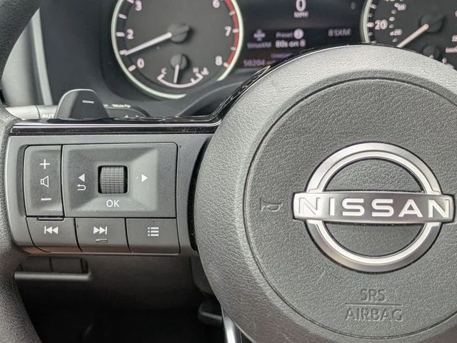 Used 2023 Gray Nissan SV image 15