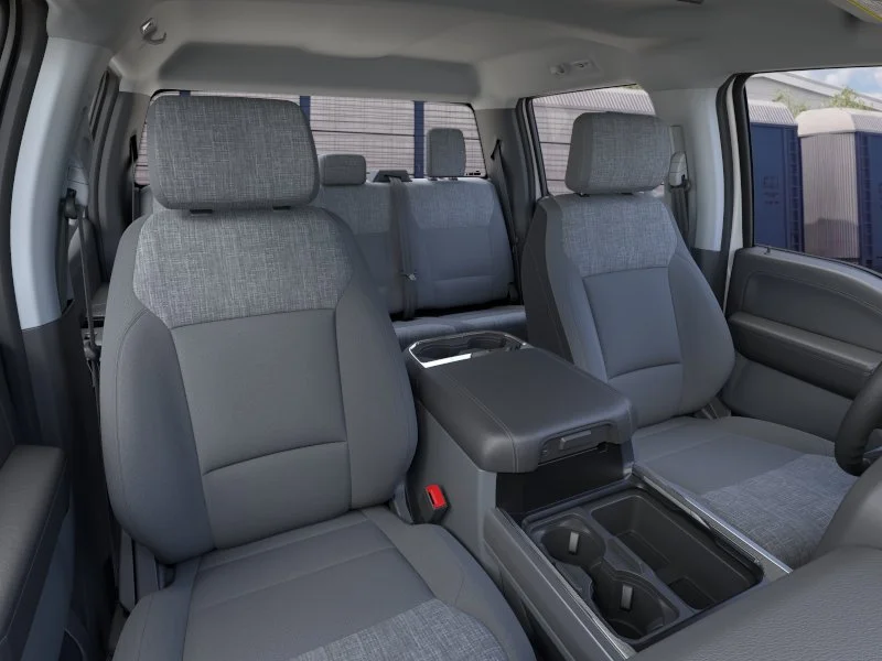 New 2026 Oxford White Ford F-250® XLT image 18