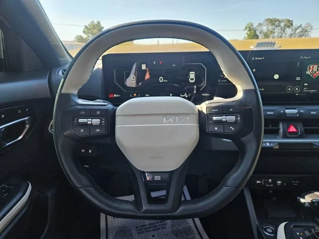 Used 2025 Gray Kia GT-Line image 14