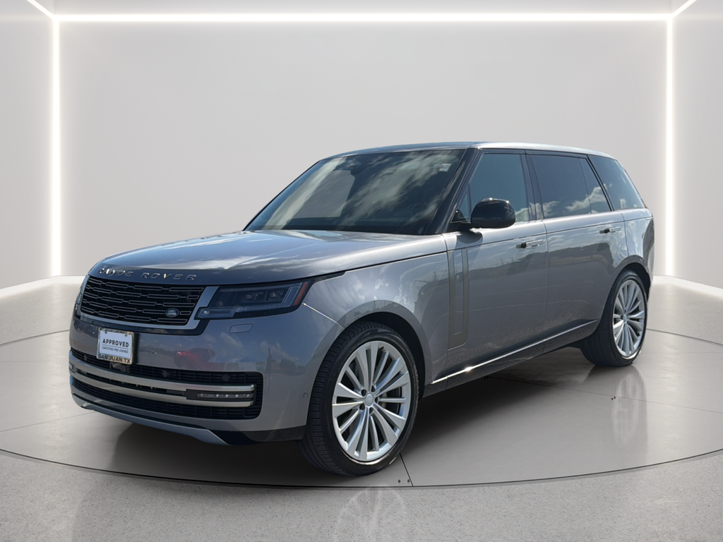 Used 2024 Gray Land Rover SE image 3