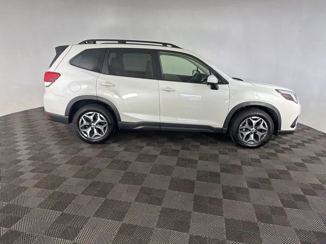 Used 2024 White Subaru Premium image 6