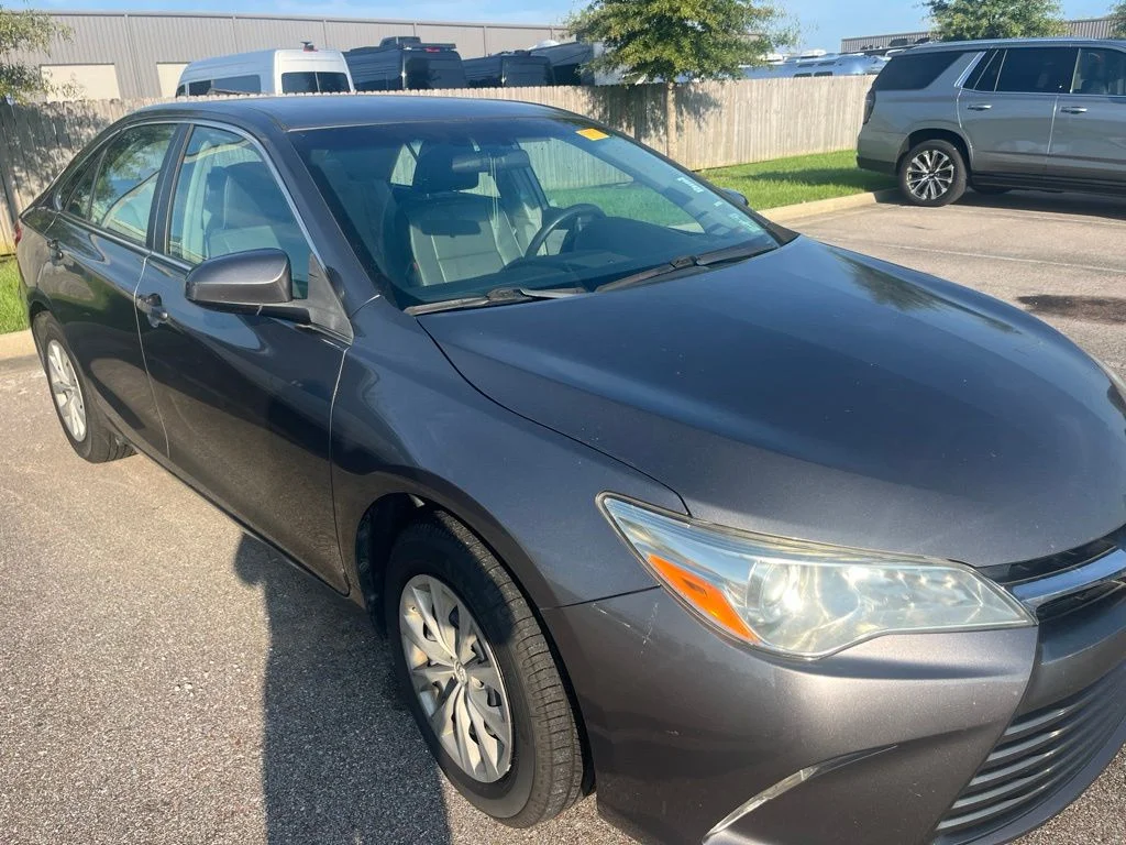 Used 2017 Predawn Gray Mica Toyota LE image 2