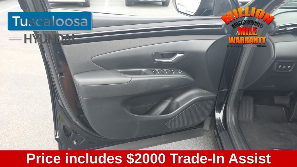 Used 2024 Black Hyundai SEL image 12