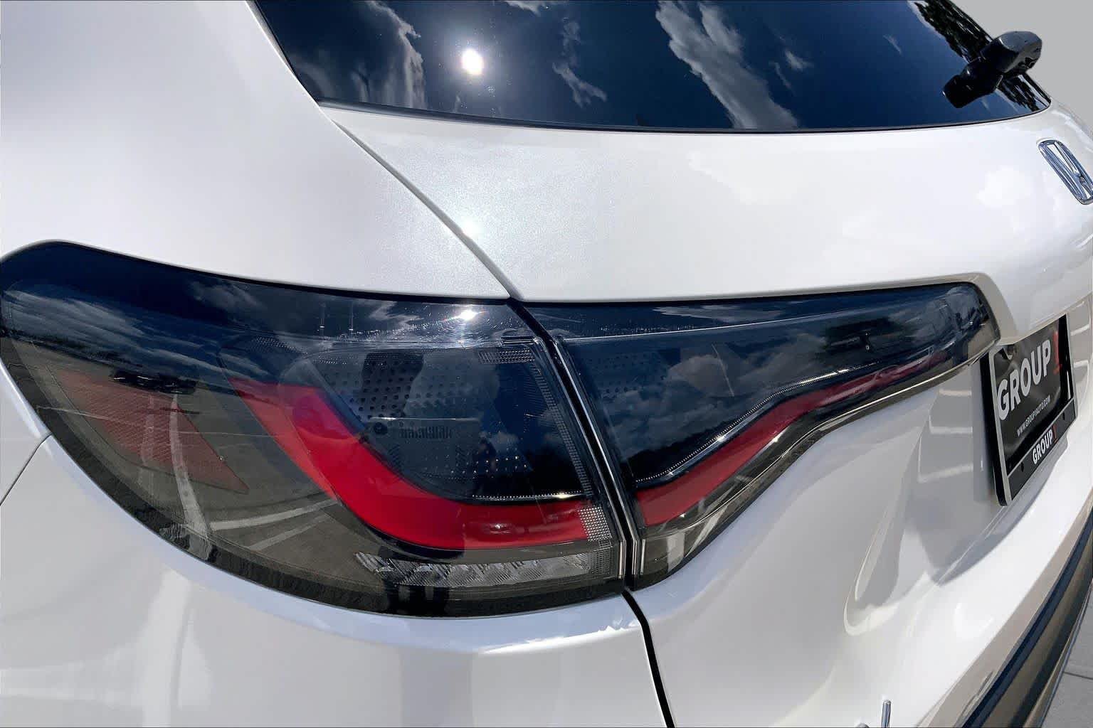 Used 2025 Platinum White Pearl Honda Sport image 28