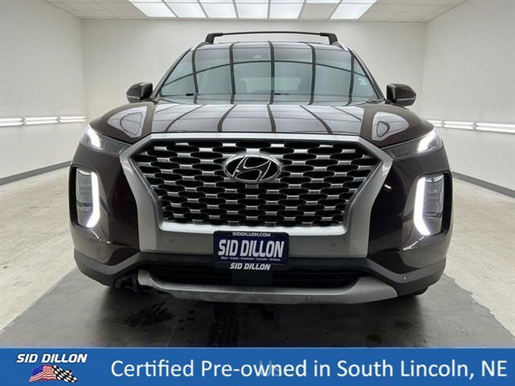 Used 2021 Sierra Burgundy Hyundai SEL image 2