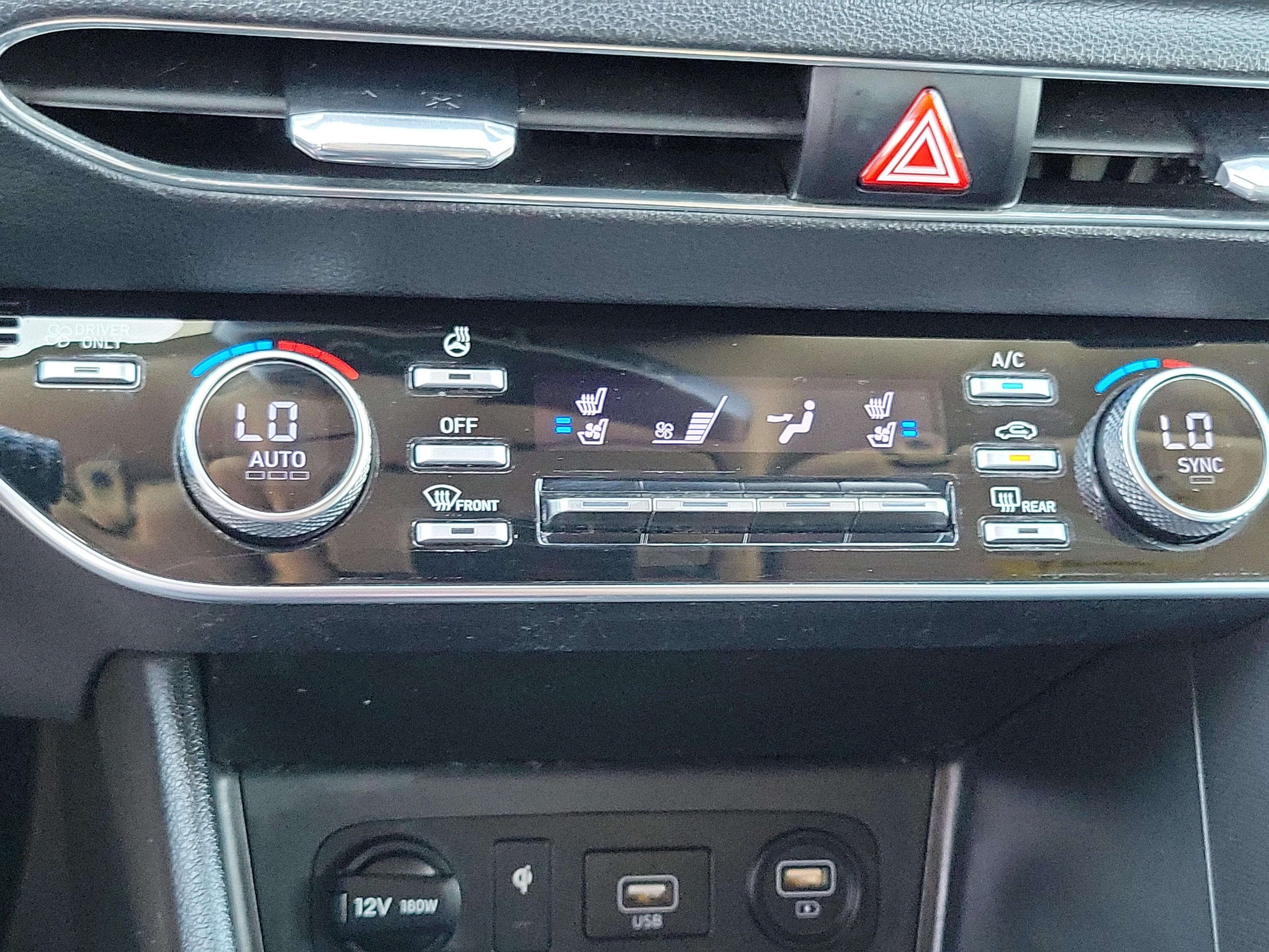 Used 2021 Hyper White Hyundai Limited image 18