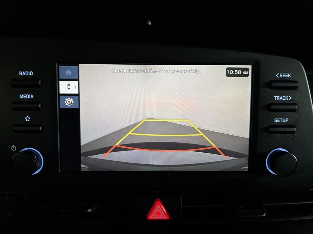 Used 2025 Gray Hyundai SEL Sport image 27