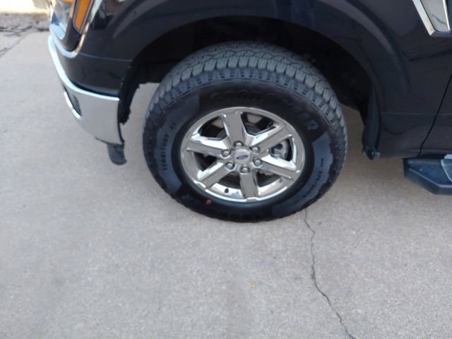 Used 2025 Black Ford XLT image 34