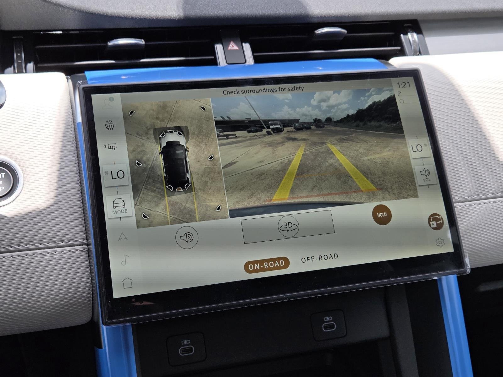 New 2026 Varesine Blue Land Rover Landmark image 25