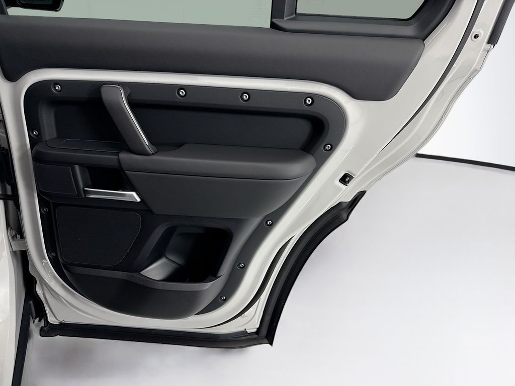 New 2026 Borasco Grey LAND ROVER X-Dynamic SE image 25
