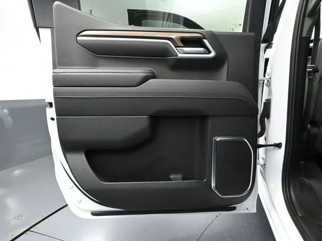 2025 Chevrolet Silverado 1500 RST - Photo 43