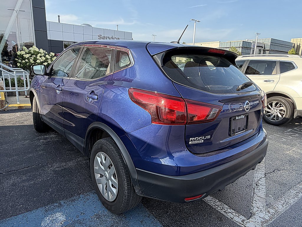Used 2019 Caspian Blue Metallic Nissan S image 19