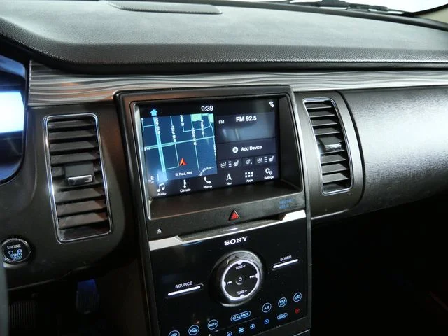 Used 2018 Red Ford Limited image 18