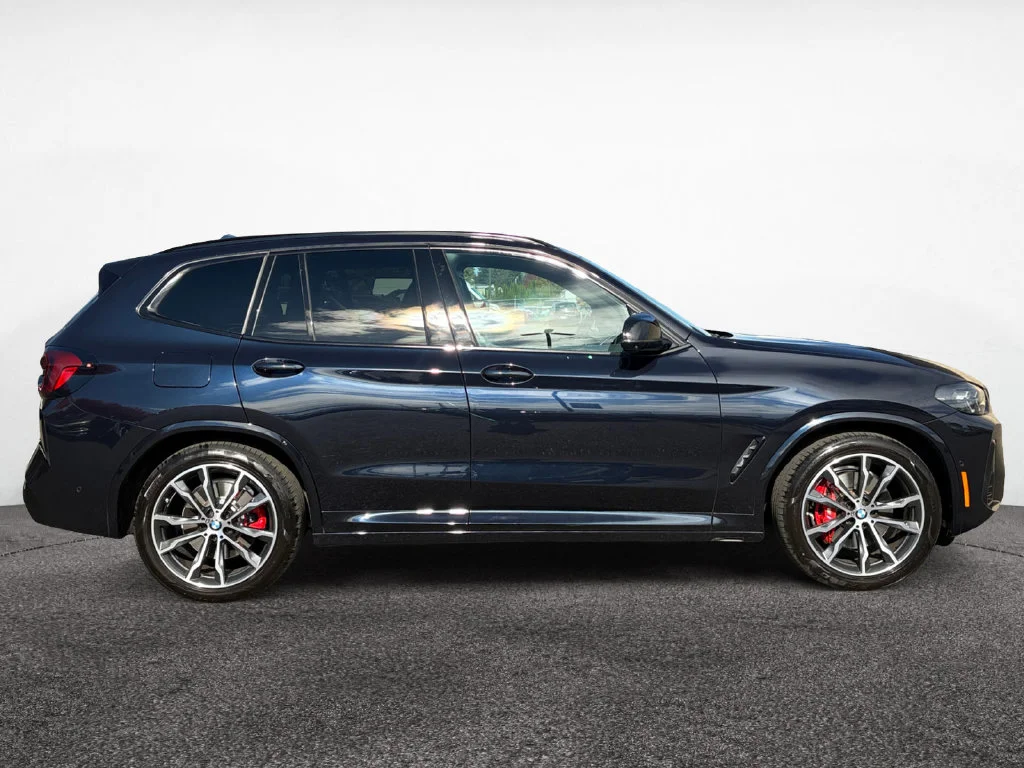 Used 2023 Black BMW M40i image 6