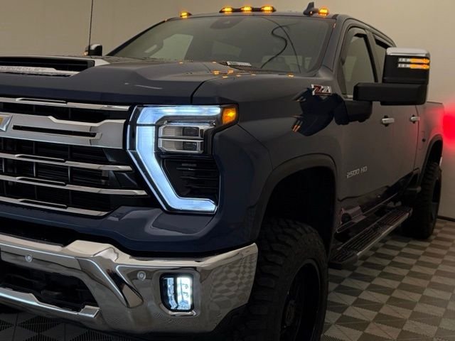 Used 2024 Lakeshore Blue Metallic Chevrolet LTZ image 10