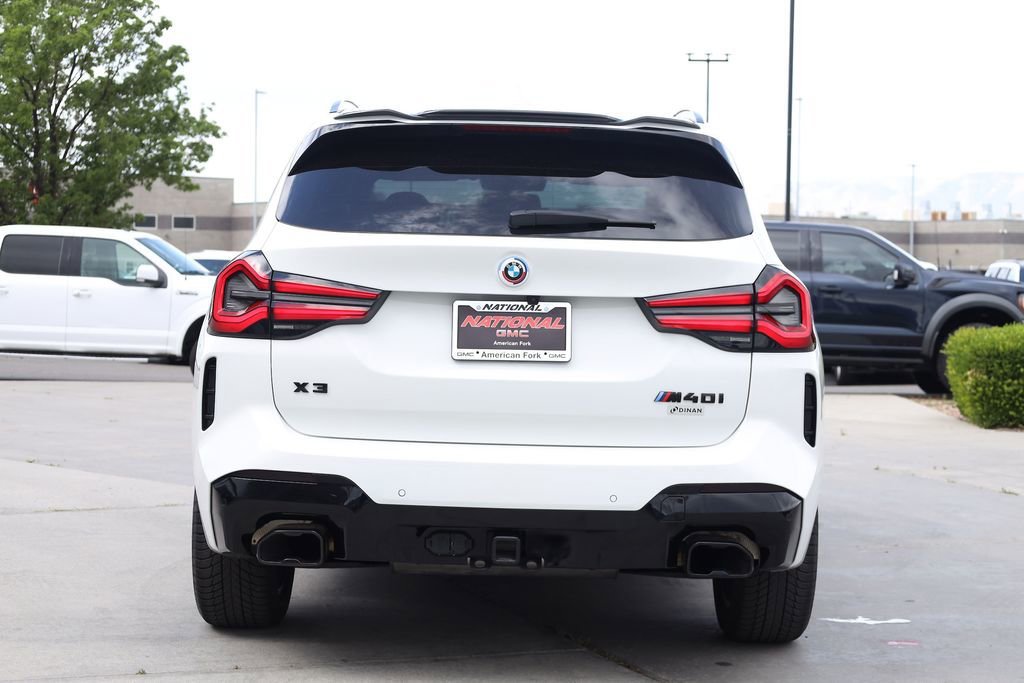 Used 2024 Alpine White BMW M40i image 5