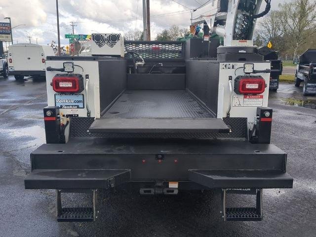 2024 Ford F-550 Super Duty Chassis Cab XL - Photo 19