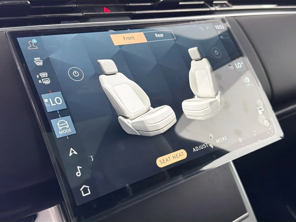 New 2026 Fuji White Land Rover SE image 21