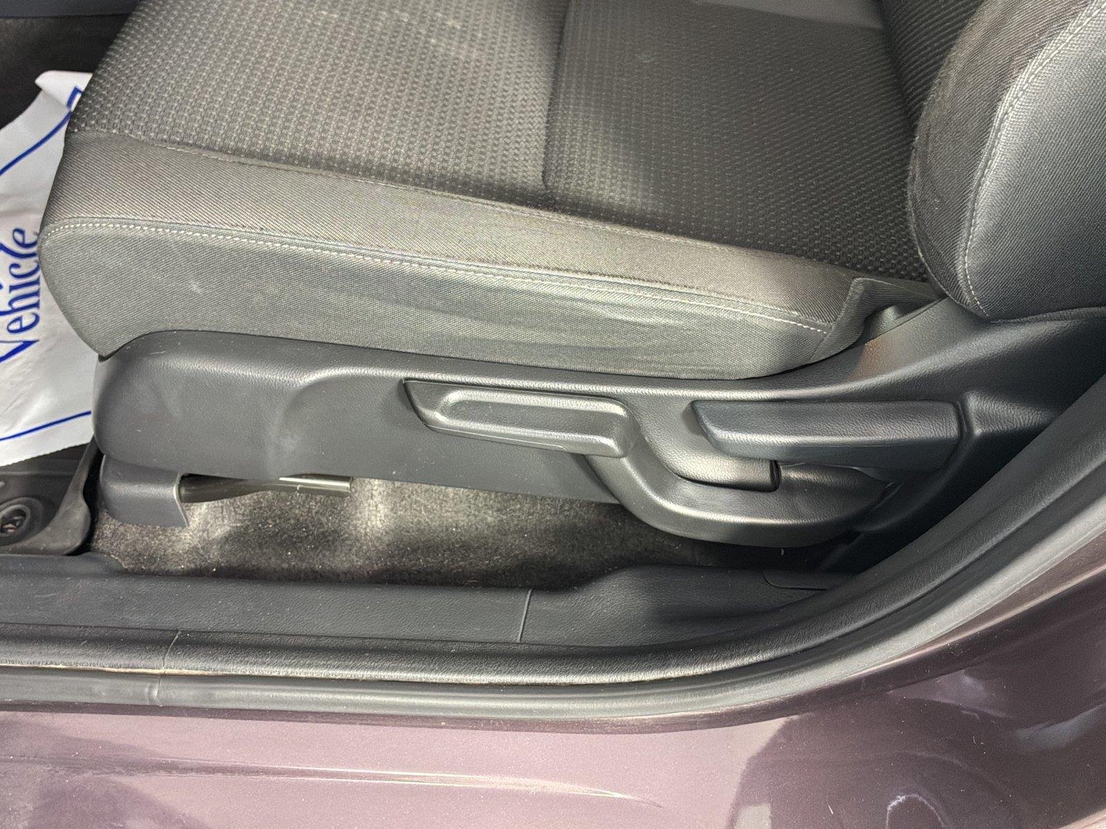 Used 2022 Midnight Amethyst Metallic Honda EX image 11