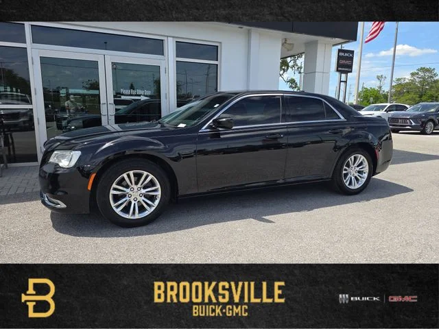 2019 Chrysler 300 Touring