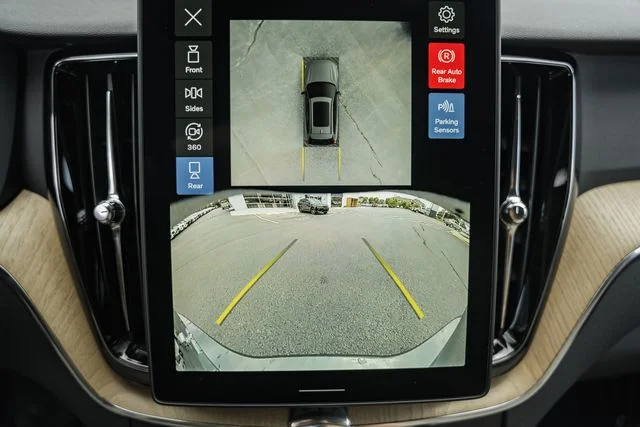 New 2026 Forest Lake Volvo T8 Plus image 39