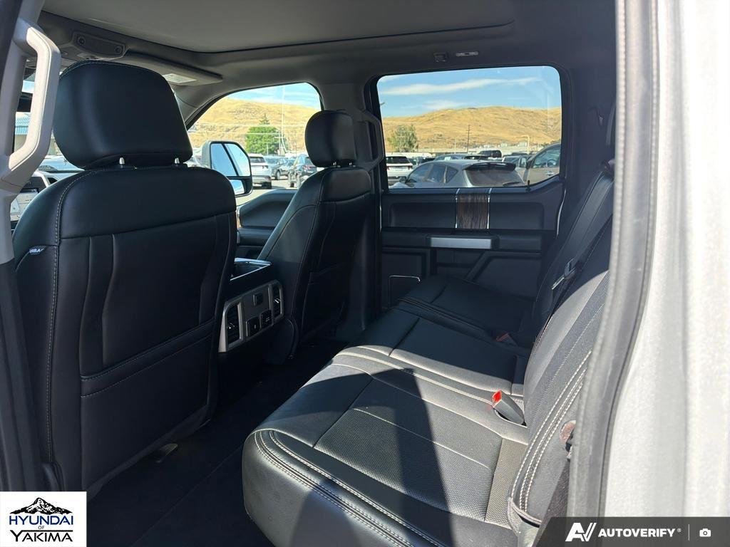 Used 2019  Ford LARIAT image 23