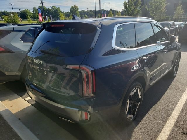 Used 2025 Midnight Kia EX image 4