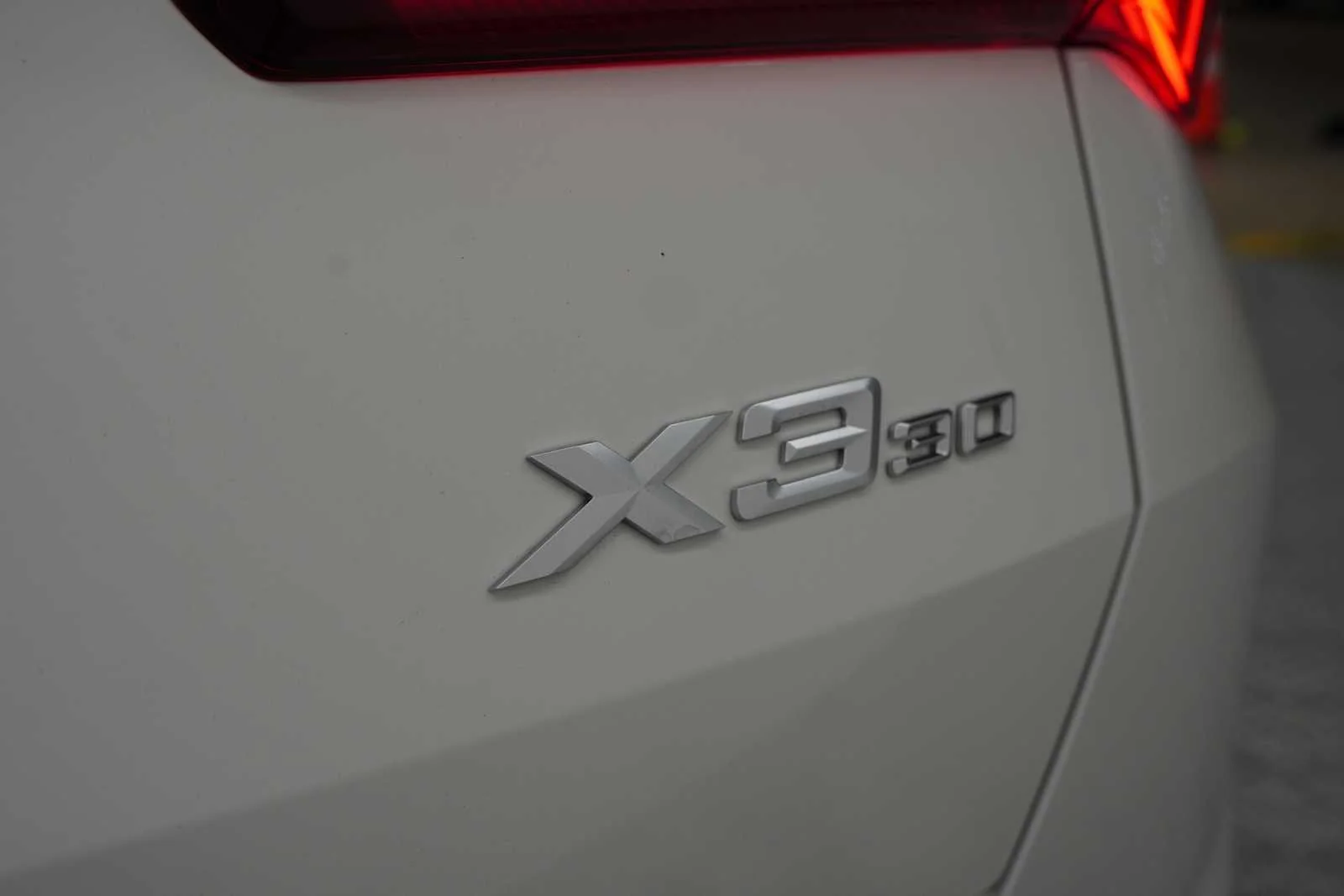Used 2026 Alpine White BMW 30 xDrive image 9