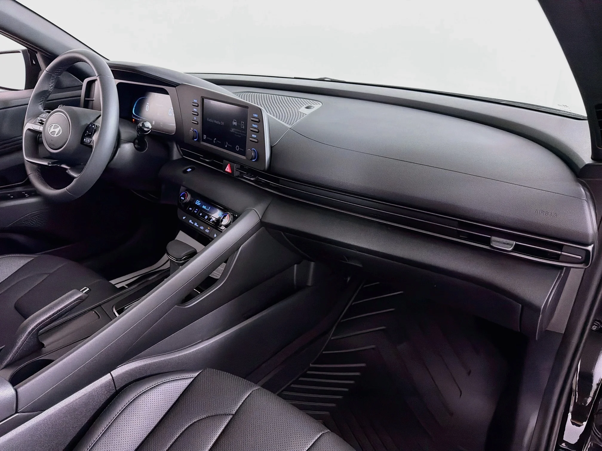 New 2026 Abyss Black Hyundai SEL Sport Plus image 28