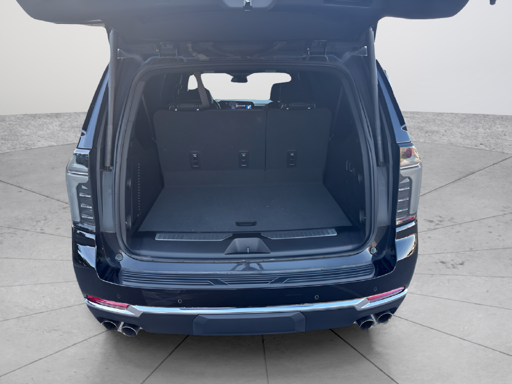 Used 2025 Black Chevrolet Premier image 37