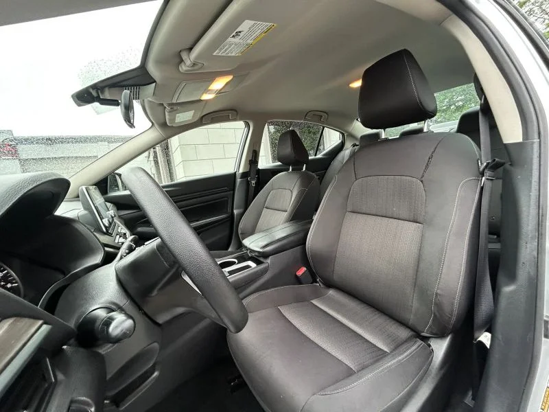 Used 2024 Silver Nissan 2.5 SV Sedan 4D image 39